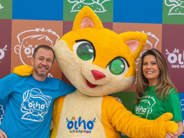 Em sua 4ª edição, Campanha De Olho nos Olhinhos terá 2 frentes: conscientização e dias especiais de atendimento, com 88 eventos pelo Brasil Em sua 4ª edição, Campanha De Olho nos Olhinhos terá 2 frentes: conscientização e dias especiais de atendimento, com 88 eventos pelo Brasil